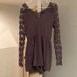 Romper lulus fit like small but medium